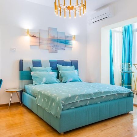 New Studio Carturesti - City Center Bukurešť Exteriér fotografie